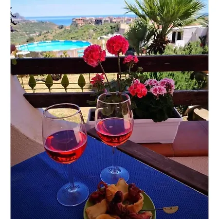 Panoramica Con Piscina Villa