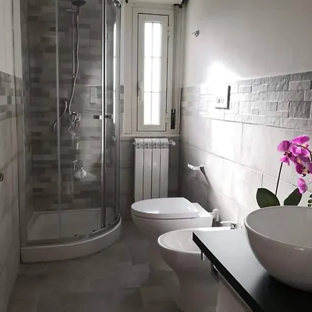 Villa Panoramica Con Piscina *